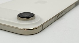 Mint
													Apple iPhone Air - Unlocked, Light Gold, 256 GB, A3260, photo 4 of 5