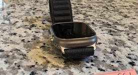 Good
													Apple Watch Ultra 49mm - Unlocked, Titanium, A2622, photo 2 of 9