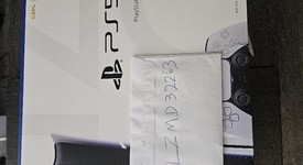 Mint
													PlayStation 5 Slim Standard Edition (2023) - White, 1 TB, photo 3 of 15