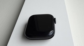 Good
													Apple Watch Series 8 41mm - Unlocked, Midnight, A2772 - Cellular, Aluminum, photo 5 of 6