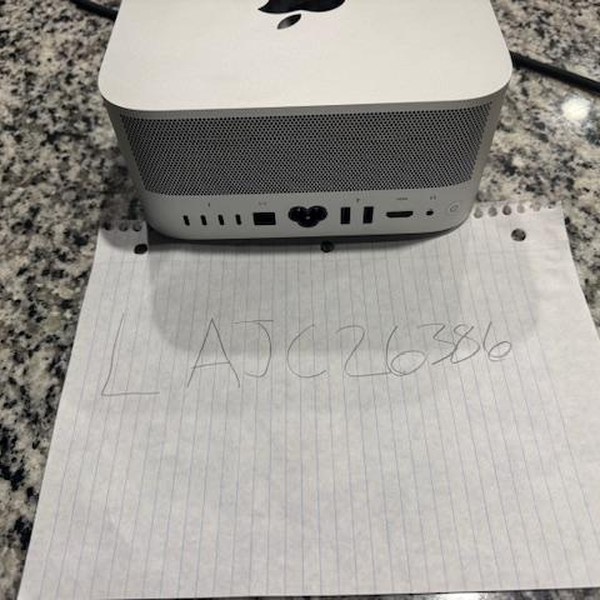 Mac Studio 2025 - 2 TB, 256 GB, Apple M3 Ultra 28-core