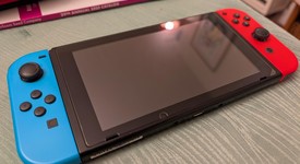 Good
													Nintendo Switch - Red & Blue, 32 GB, photo 4 of 11