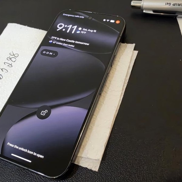 Google Pixel 10 Pro - T-Mobile, 128 GB, Obsidian, G4QUR