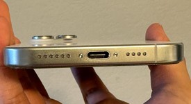 Good
													Apple iPhone 16 Pro Max - Unlocked, White, 256 GB, A3084, photo 3 of 12