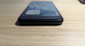 Good
													Apple iPhone SE 3rd Gen 2022 - Cricket, Midnight, 64 GB, A2595, photo 5 of 15