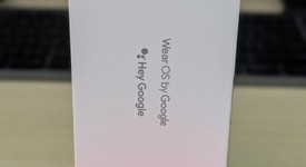 New
													Google Pixel Watch 2 - Unlocked, Gold, LTE, photo 4 of 5