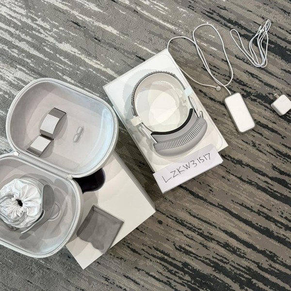 Apple Vision Pro - 256 GB