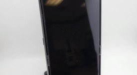 Fair
													Motorola Razr Ultra (2025) - Unlocked, PANTONE Scarab, 512 GB, 16 GB, photo 3 of 9