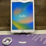 Mint Apple iPad 5th Gen - Unlocked, 32 GB, Silver, A1823