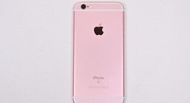Good
													Apple iPhone 6S - AT&T, Rose Gold, 64 GB, A1633, photo 3 of 8