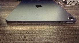 Good
													Apple iPad Air 5th Gen - Wi-Fi, Purple, 64 GB, A2588, photo 5 of 6