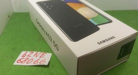 New
													Samsung Galaxy A52 5G - Unlocked, Black, 128 GB, 6 GB, photo 3 of 3