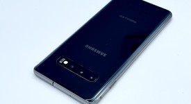 Mint
													Samsung Galaxy S10 - Unlocked, Black, 128 GB, 8 GB, SM-G973U1, photo 2 of 4