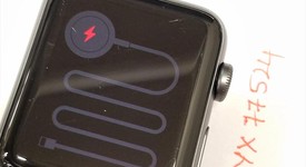 Good
													Apple Watch Series 3 42mm - Unlocked, Gray, A1861, Aluminum, photo 2 of 6