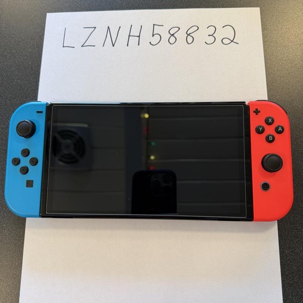 Nintendo Switch - OLED - 64 GB, Red & Blue