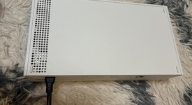 Good
													Xbox Series S (2020) - Robot White, 1 TB, photo 1 of 6