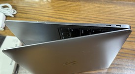 Fair
													MacBook Air 2018 - 13" - I5, Gray, 512 GB, 16 GB, photo 5 of 8