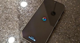 Mint
													Google Pixel 9 Pro - Verizon, Obsidian, 128 GB, 16 GB, GR83Y, photo 3 of 7