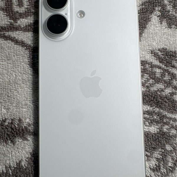 Apple iPhone 16 - Unlocked, 128 GB, White, A3081