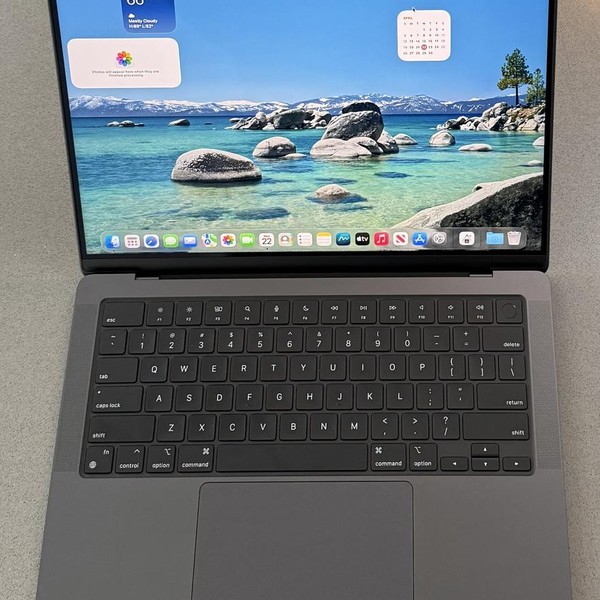 MacBook Pro 2024 - 14 inch - 512 GB, Space Black, 16 GB, Apple M4