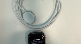 Good
													Apple Watch Series 11 42mm - Rose Gold, A3331 - GPS, Aluminum, photo 2 of 7