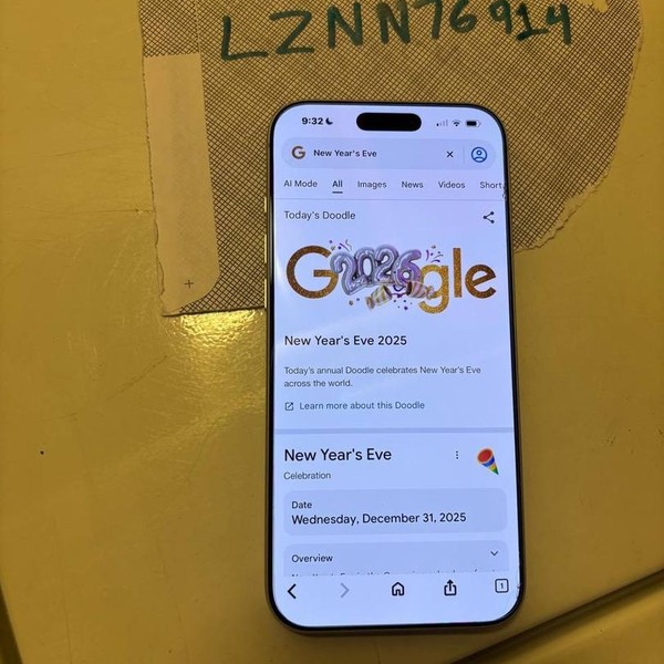 Apple iPhone 17 Pro Max - Unlocked, 1 TB, Silver, A3257