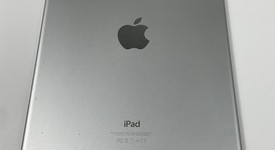 Good
													Apple iPad Air 2 - Unlocked, Silver, 16 GB, photo 3 of 7