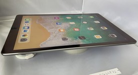 Good
													Apple iPad Pro 12.9" 2nd Gen 2017 - Wi-Fi, Silver, 512 GB, photo 4 of 6