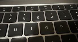 Good
													MacBook Air 2020 - 13" - I3, Gray, 256 GB, 8 GB, photo 4 of 12