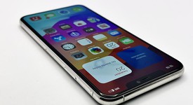 Good
													Apple iPhone 11 Pro Max - Unlocked, Silver, 256 GB, A2161, photo 4 of 5