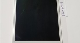 Good
													Google Pixel XL - Verizon, Silver, 128 GB, 4 GB, Verizon Edition, photo 2 of 4
