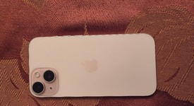 Mint
													Apple iPhone 15 - Unlocked, Pink, 128 GB, A2846, photo 4 of 12