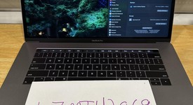 Mint
													MacBook Pro 2018 (With Touch Bar) - 15" - I7, Gray, 256 GB, 16 GB, photo 3 of 8