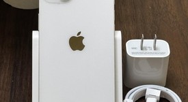 Good
													Apple iPhone 13 - Unlocked, Starlight, 128 GB, A2482, photo 1 of 7