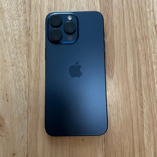 Apple iPhone 15 Pro Max - Unlocked Non-US, 256 GB, Blue, A3106