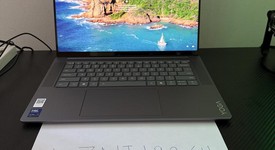 Mint
													Lenovo Yoga Laptop, photo 1 of 7