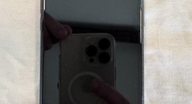 Good
													Apple iPhone Xr - Unlocked, Black, 64 GB, A1984, photo 1 of 23