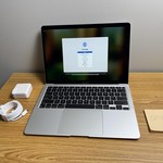 Good MacBook Air 2020 - 13 inch - Apple M1, Silver, 256 GB, 8 GB