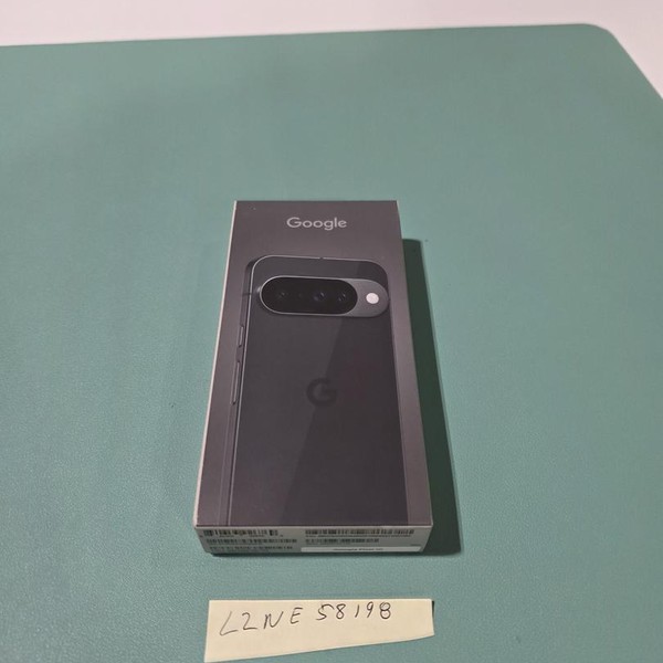 Google Pixel 10 - Unlocked, 128 GB, Obsidian, GLBW0