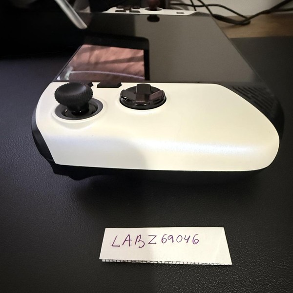 MSI Claw 8 AI Plus - 1 TB, White, 32 GB, Intel Core Ultra 7, Polar Tempest Edition