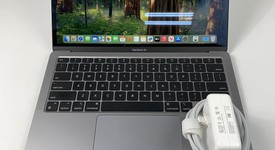 Fair
													MacBook Air 2020 - 13" - Apple M1, Gray, 256 GB, 8 GB, photo 1 of 9