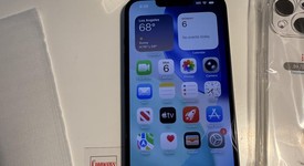 Mint
													Apple iPhone 13 - Unlocked, Midnight, 128 GB, A2482, photo 2 of 11