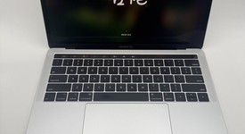 Good
													MacBook Pro 2019 - 13" - I5, Silver, 256 GB, 8 GB, photo 2 of 10