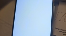 Good
													Google Pixel 9 - Unlocked, Wintergreen, 128 GB, 12 GB, G2YBB, photo 5 of 12