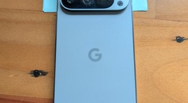 Good
													Google Pixel 9 Pro - Unlocked, Hazel, 256 GB, 16 GB, GR83Y, photo 2 of 3