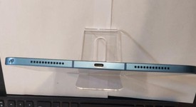 Good
													Apple iPad 10th Gen - Unlocked, Blue, 64 GB, A2757, photo 2 of 4