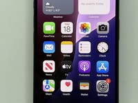 Apple iPhone 16