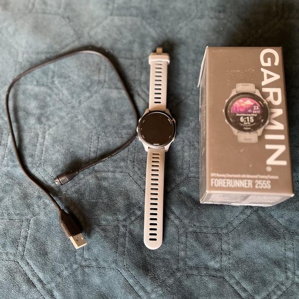 Garmin Forerunner 255S - Gray, Standard