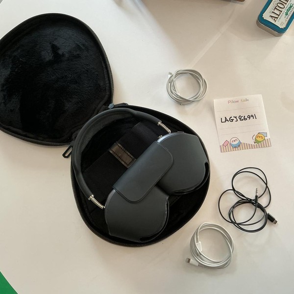 Apple AirPods Max - Gray