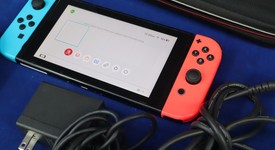 Fair
													Nintendo Switch - Red & Blue, 32 GB, photo 2 of 9